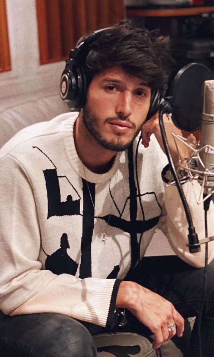 Sebastian Yatra posing at the recording studio