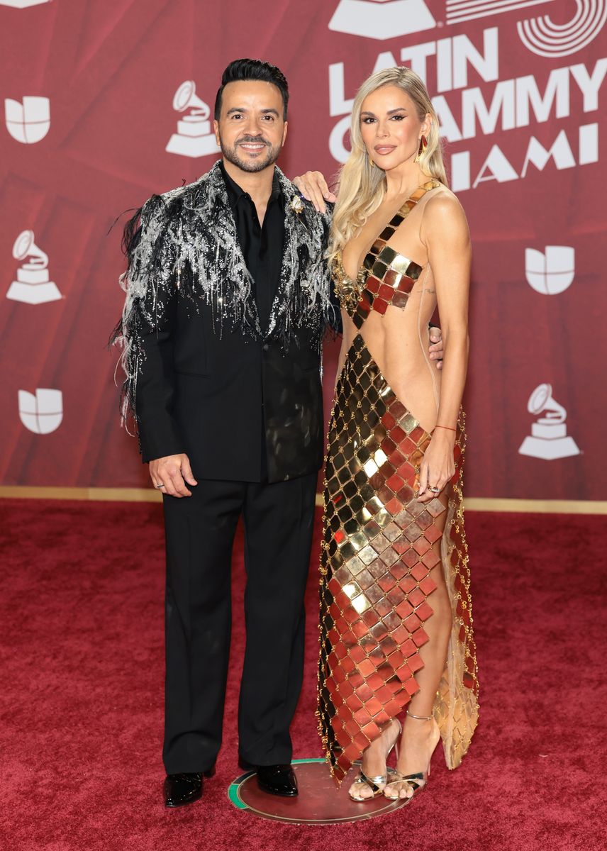 MIAMI, FLORIDA - NOVEMBER 14: (L-R) Luis Fonsi and Águeda López attend the 25th Latin GRAMMY Awards at Kaseya Center on November 14, 2024 in Miami, Florida. (Photo by Dimitrios Kambouris/Getty Images for The Latin Recording Academy)