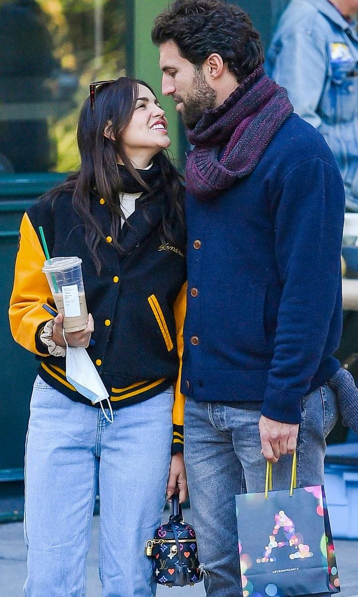 Eiza Gonzalez and boyfriend Paul Rabil go on a chilly stroll through NYC