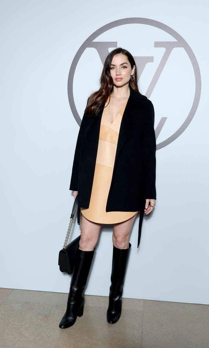Louis Vuitton : Photocall - Paris Fashion Week - Womenswear Fall Winter 2023-2024