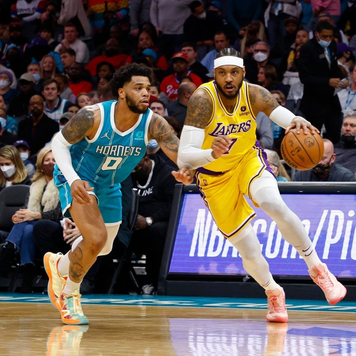 Los Angeles Lakers v Charlotte Hornets