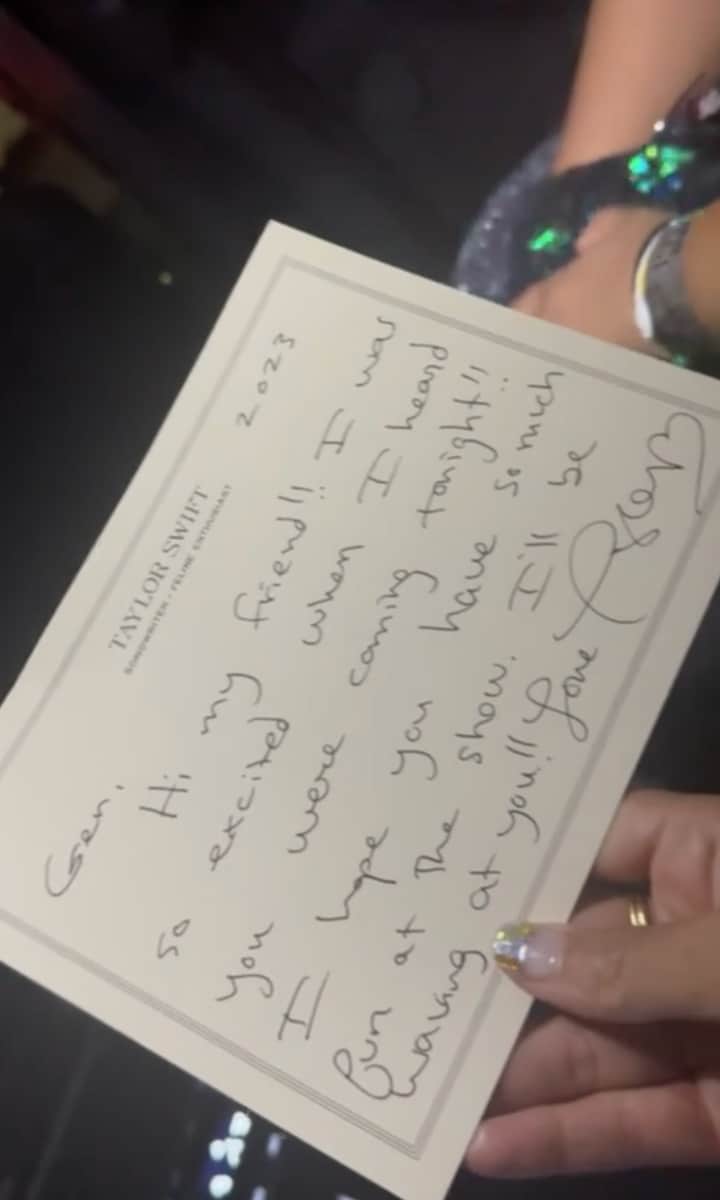 Handwritten note from Taylor Swift