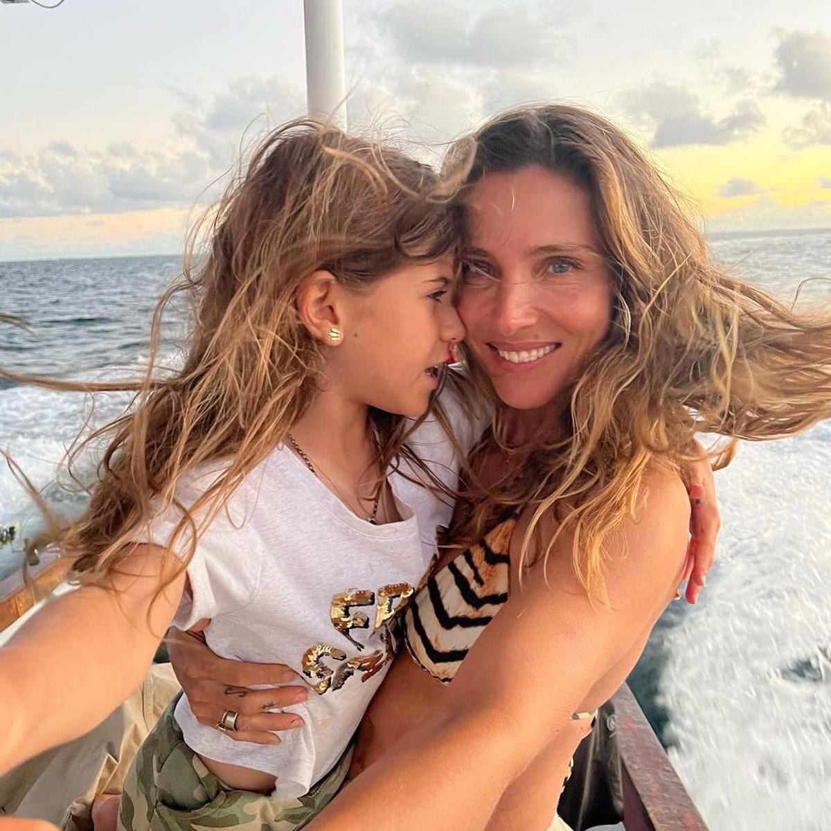 Elsa Pataky and Chris Hemsworth's family vacation