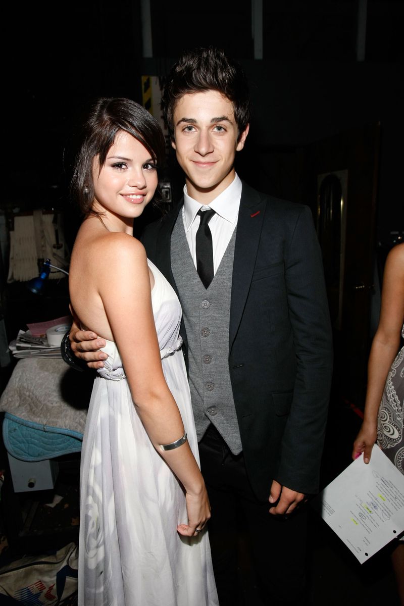 Actors Selena Gomez and David Henrie during the 2008 ALMA Awards at the Pasadena Civic Auditorium on August 17, 2008 in Pasadena, California.  (Photo by Michael Buckner/Getty Images for NCLR)