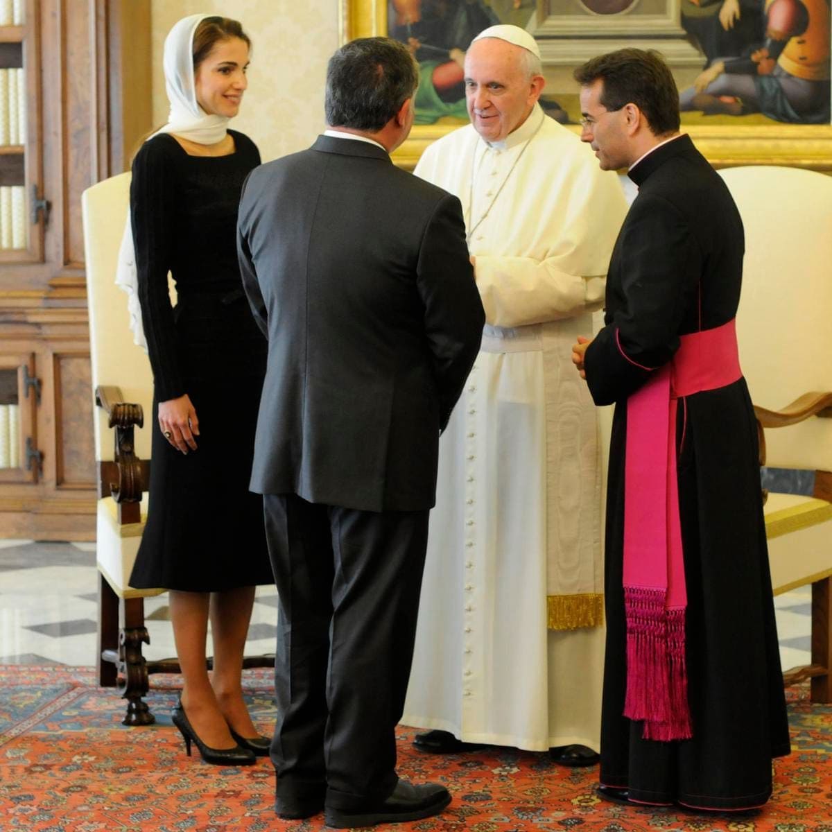 Queen Rania pictured at the Vatican in 2013