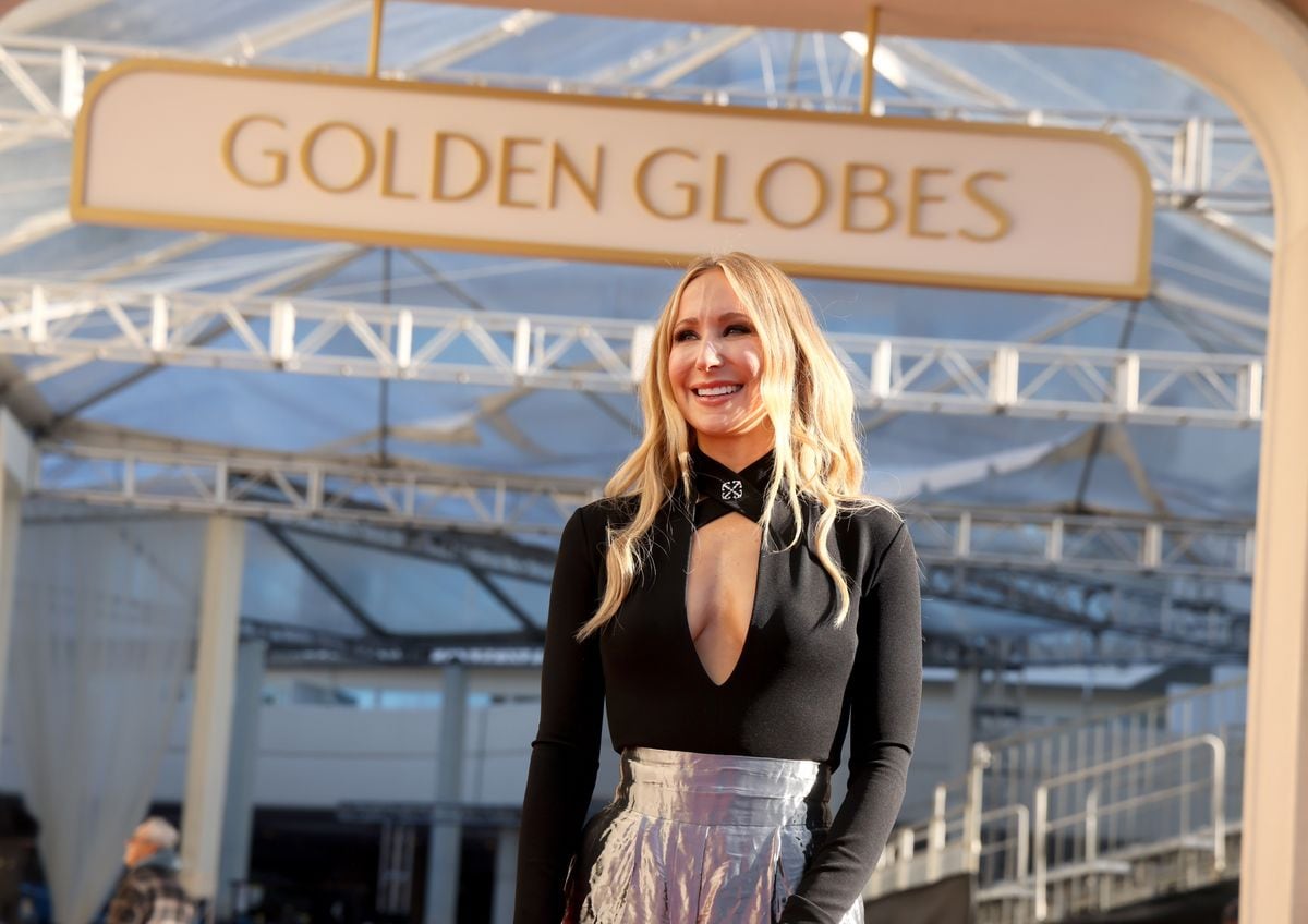 Nikki Glaser at the Golden Globes