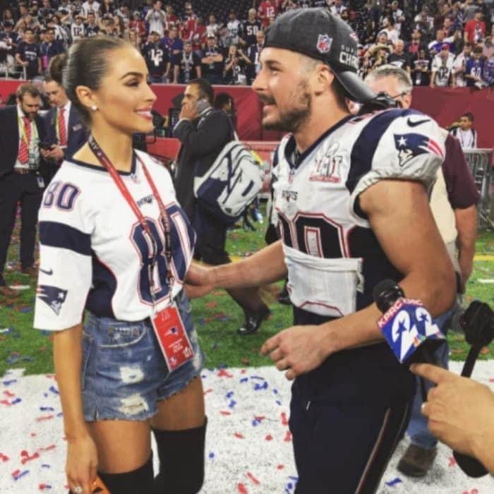 Olivia Culpo matched and met her man Danny Amendola on the field after he helped turn the game around and snag a historic win for the New England Patriots.
Photo: Instagram/@oliviaculpo