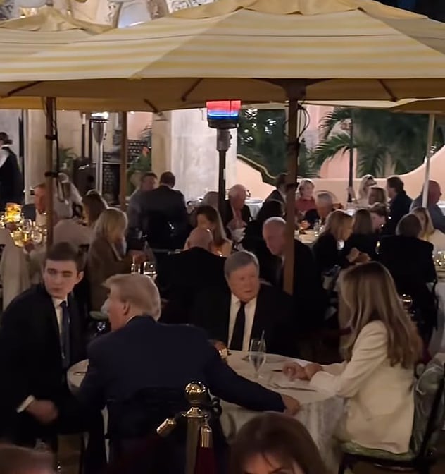 The Trump family spend Thanksgiving at Mar-a-Lago