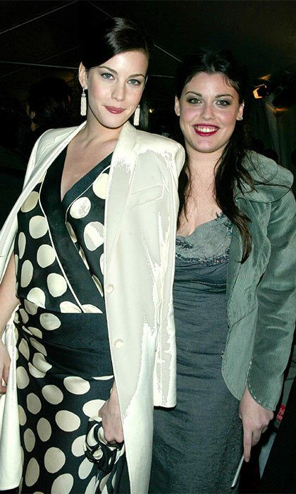 <b> Liv and Mia Tyler</b>
<br>Liv Tyler first entered the spotlight at the age of 14 as a child model starring on cover of Interview magazine. Liv's half-sister Mia wasn't far behind and quickly became a big name within the plus-size modeling world.
<br>Mia has gone on to become an advocate for plus-size models and in 2008 launched her own clothing line for curvy women, called Revolution 1228.
<br>Photo: Getty Images