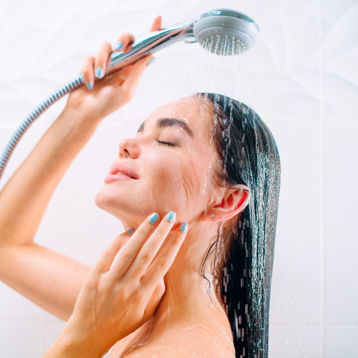 Tongs in the shower