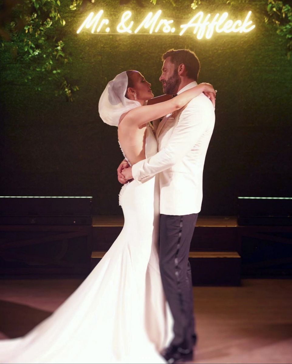 Jennifer and Ben had a dream wedding