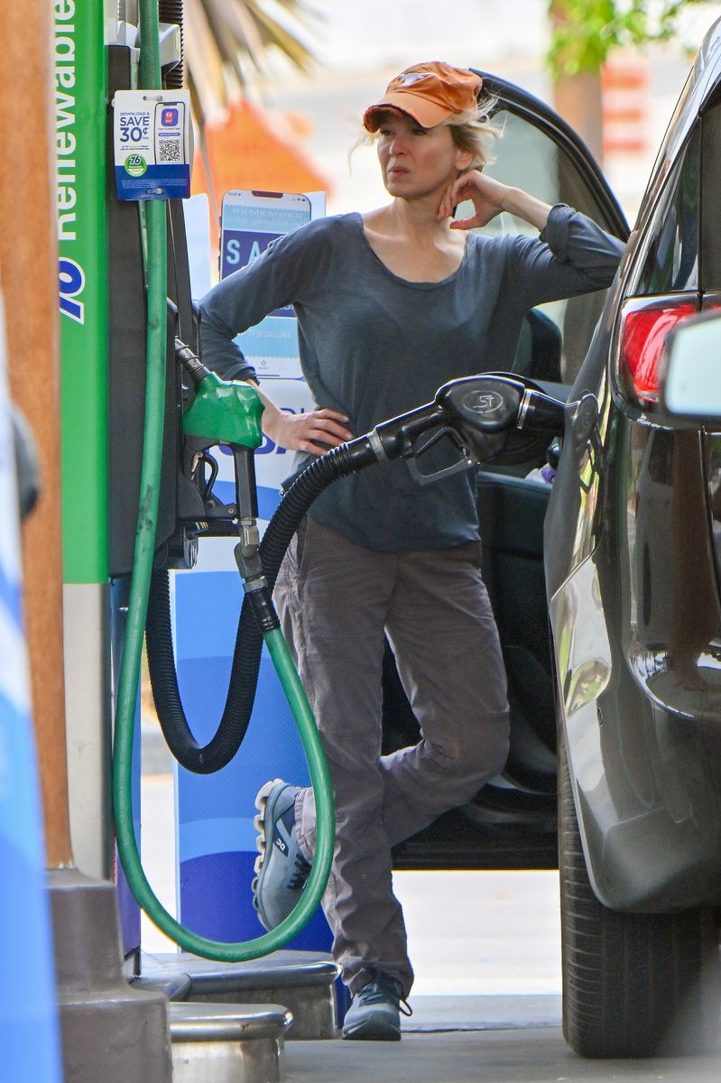  RenÃ©e Zellweger is seen on July 30, 2023 in Brentwood, California. (Photo by MEGA/GC Images)