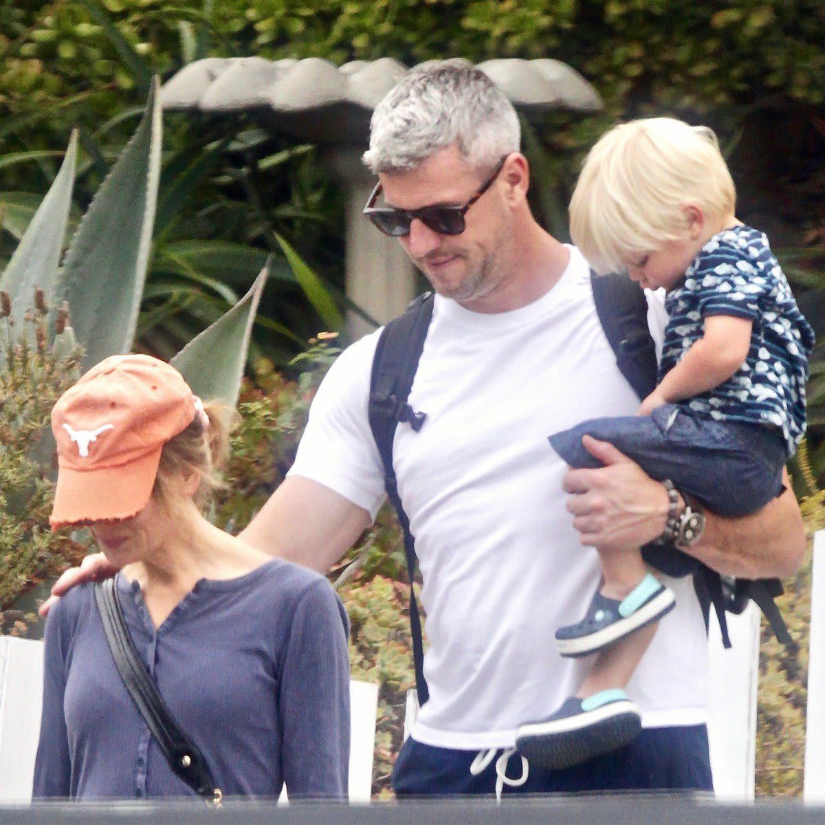 Renée Zellweger and Ant Anstead spend time at his beach house