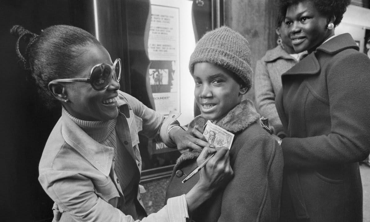 Cicely Tyson Signing an Autograph