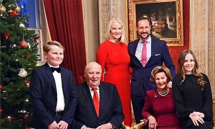 <b>Norwegian Royals</b>
The royal family posted this family portrait to their Instagram page on December 19 in the run-up to the holidays. The snap, taken alongside the Christmas tree in the Red Lounge at the Palace, features King Harald and Queen Sonja, seated center, with Crown Prince Haakon and Crown Princess Mette-Marit standing. Also included are the crown couple's children, Princess Ingrid and Prince Sverre Magnus. Mette-Marit's son from a previous relationship, 20-year-old Marius Borg Hoiby, is not pictured.
Photo: Instagram/@detnorskekongehus, Sven Gj. Gjeruldsen, Royal Court