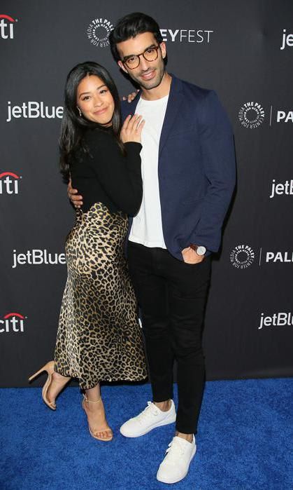 Gina Rodriguez and Justin Baldoni