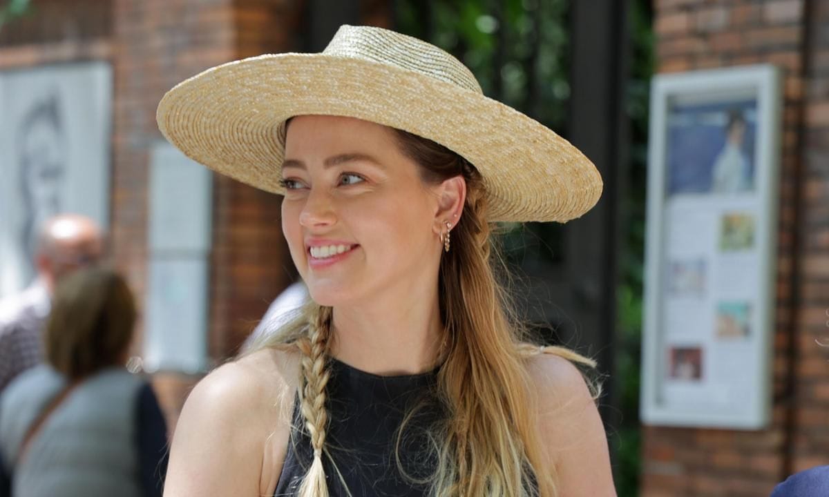 National Police Go To Amber Heard's Home In Madrid