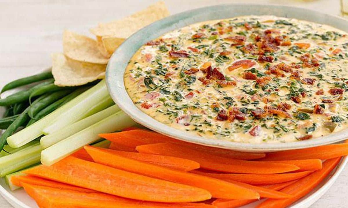 Cheese spinach and bacon dip