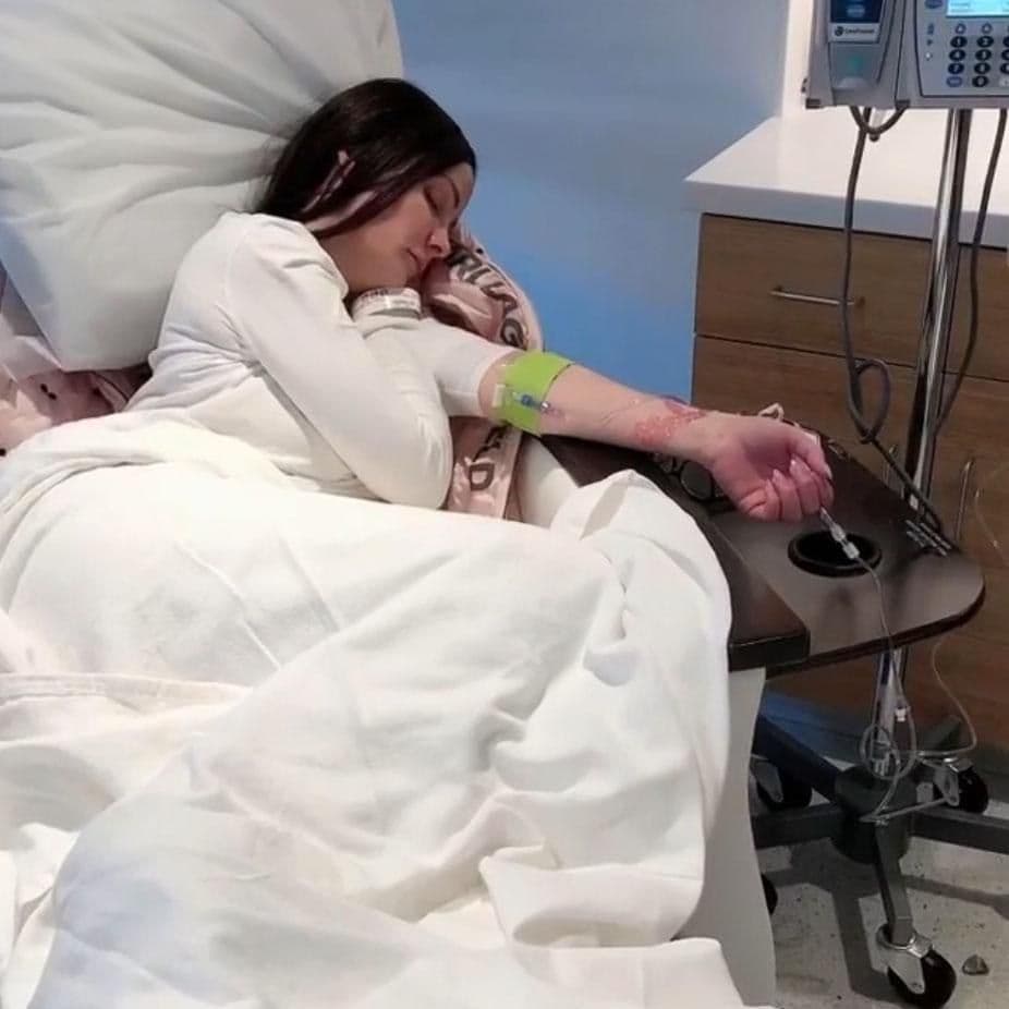 Dayanara Torres in hospital receiving treatment