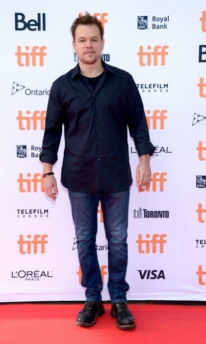 September 13: <a href="https://us.hellomagazine.com/tags/1/matt-damon/"><strong>Matt Damon</strong></a> kept his look relaxed with blue jeans and a button down shirt during the premiere of <i>Manchester by the Sea</i> during the Toronto International Film Festival.
Photo: GP Images/WireImage