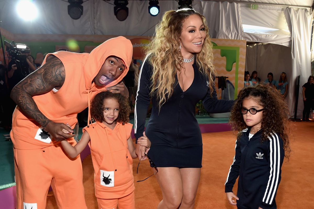 (LR) Television star Nick Cannon, Moroccan Scott Cannon, singer Mariah Carey and Monroe Cannon at Nickelodeon's 2017 Kids' Choice Awards at USC Galen Center on March 11, 2017 in Los Angeles, California. (Photo by Alberto E. Rodriguez/Getty Images)