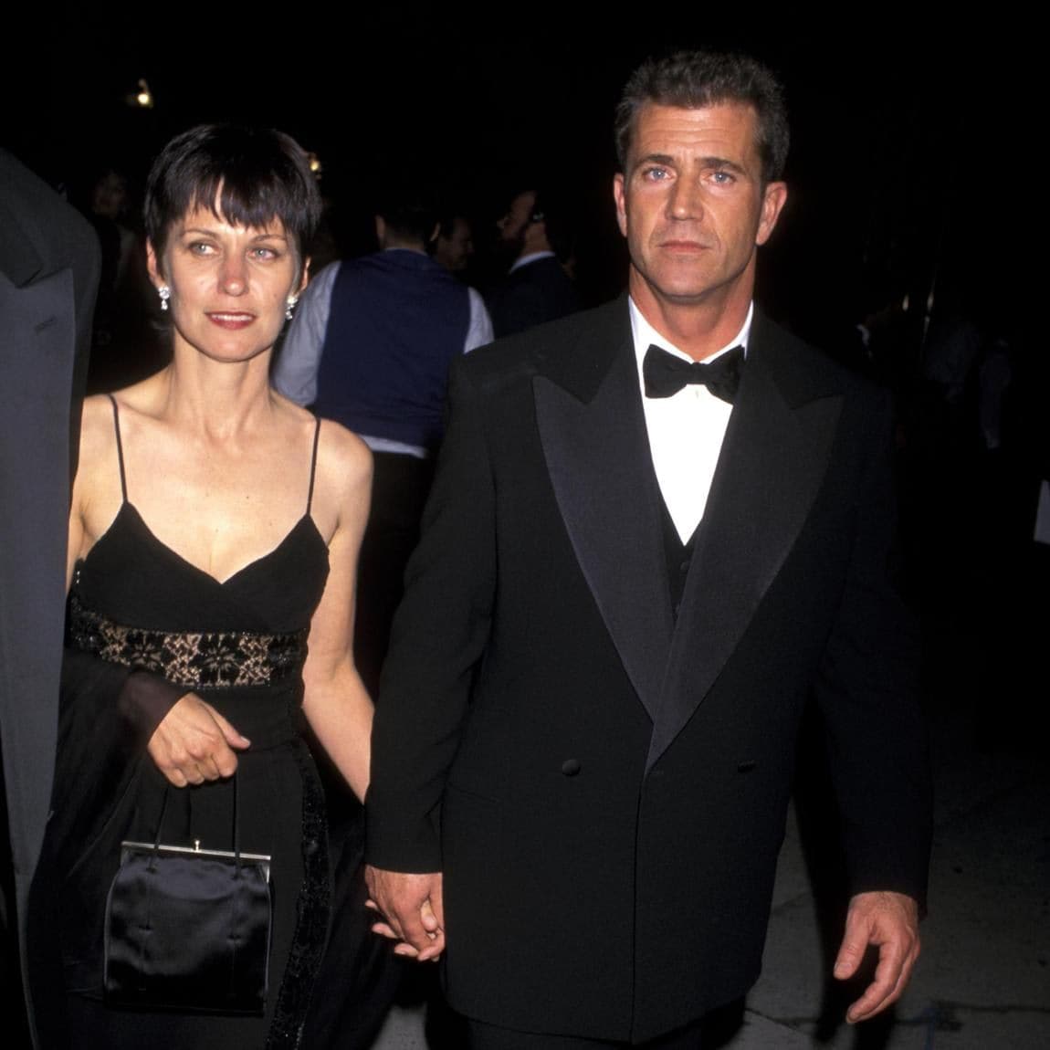 1997 Vanity Fair Oscar Party - Arrivals