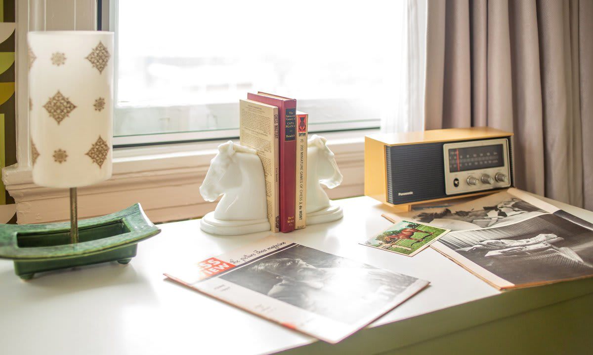 'The Queen Gambit's' hotel room in Kentucky