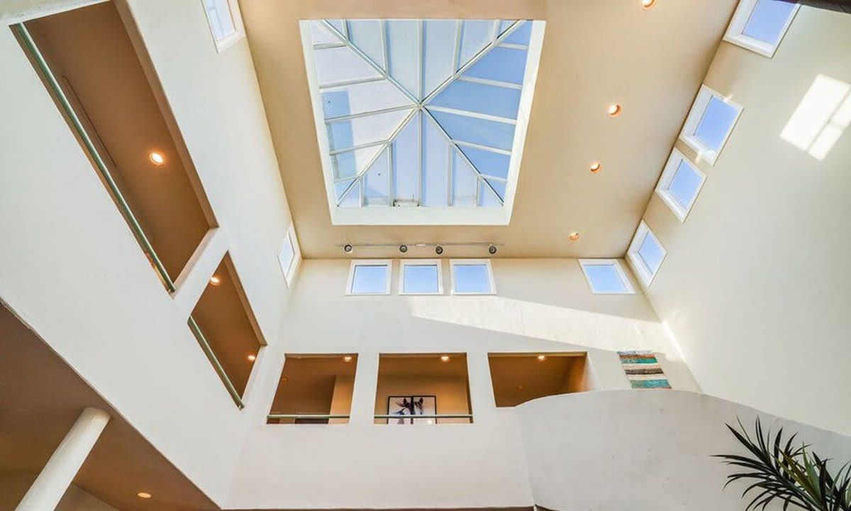 Tyra Banks Malibu beach front property skylight