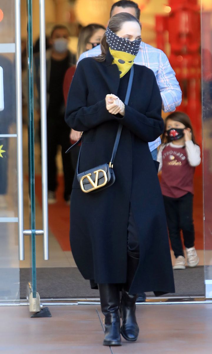 Angelina Jolie shopping