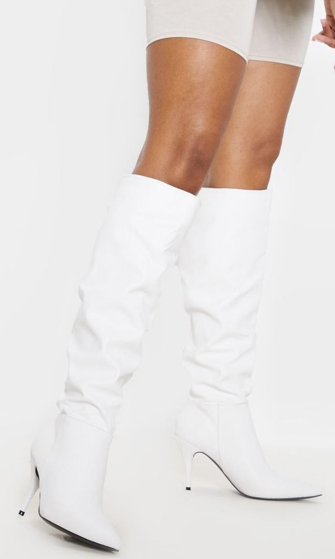 Botas blancas de Pretty Little Thing