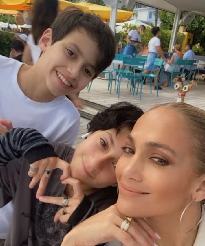 Jennifer Lopez with Emme and Max 