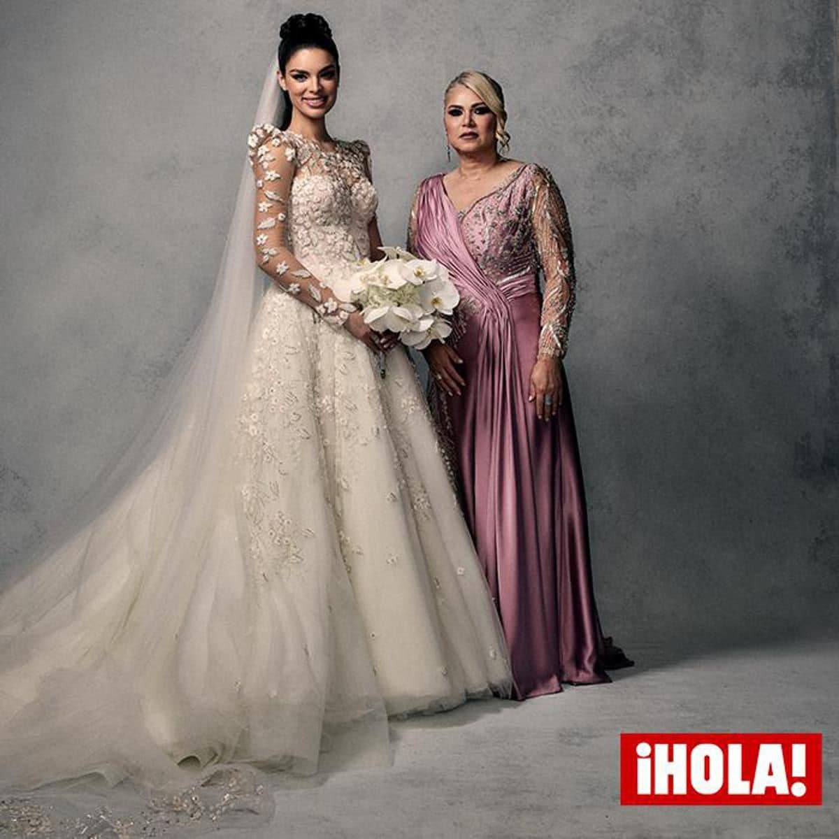 Nadia Ferreira and her mother at the wedding