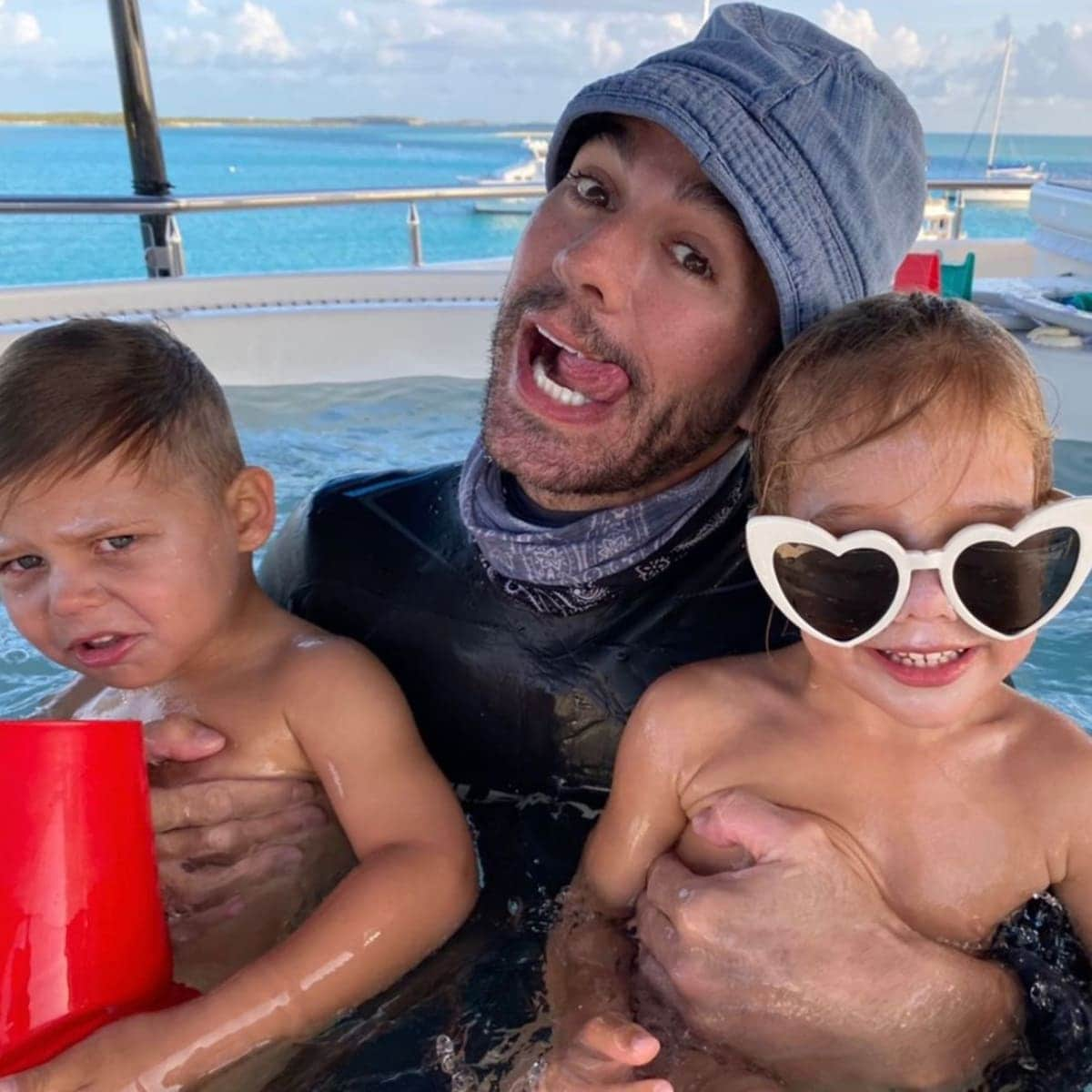 Enrique Iglesias holiday