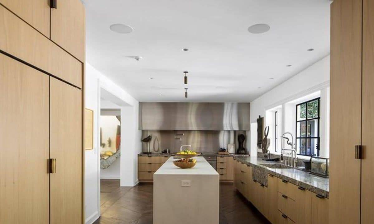 Ellen DeGeneres and Portia de Rossi are ready to flip their mansion. Main Kitchen.