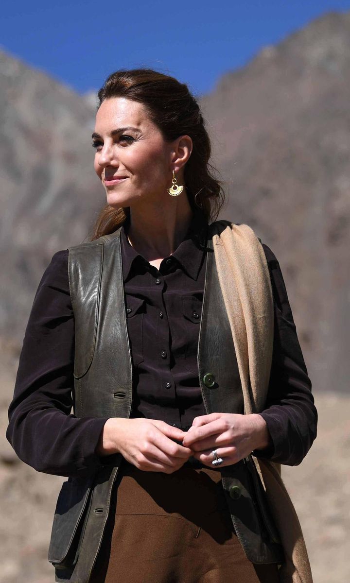 Kate Middleton is fall ready with chic outfit during royal tour of Pakistan