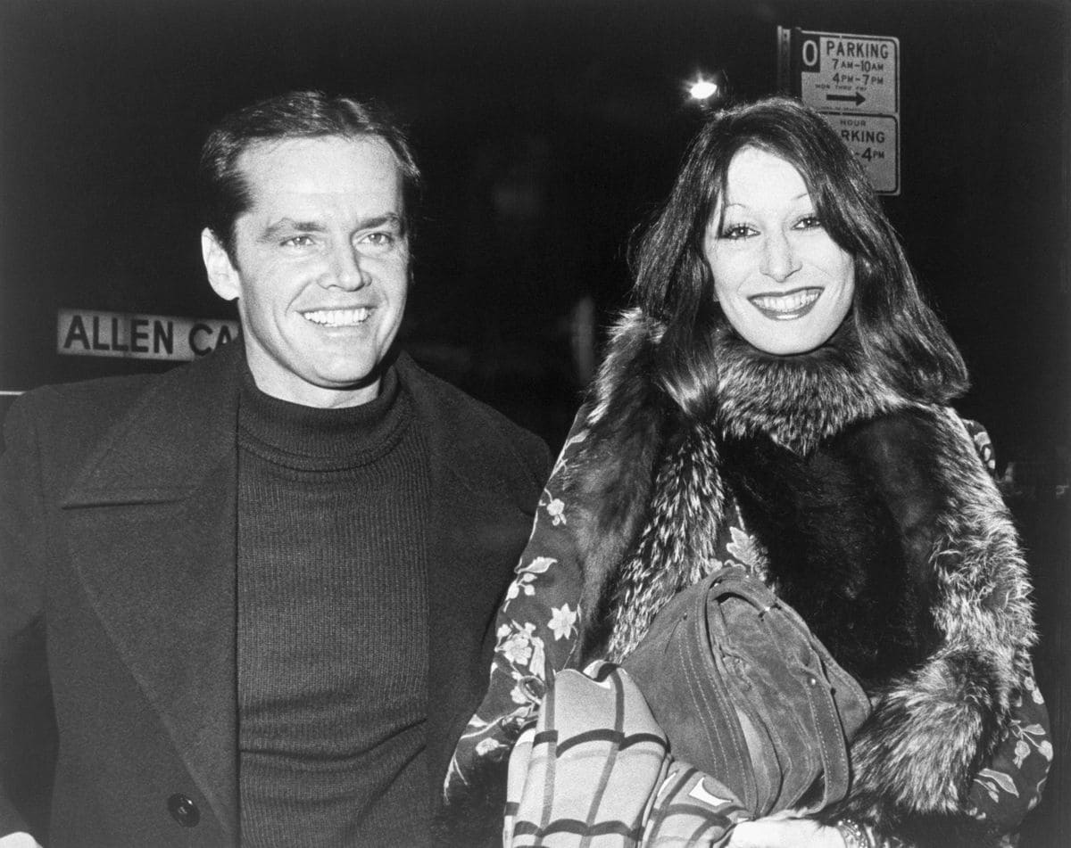 Nicholson and Huston dated for 17 years, becoming one of Hollywood's most iconic couples