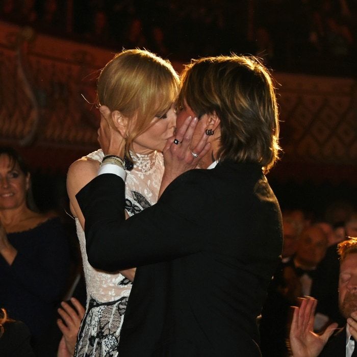 The couple packed on the PDA after Nicole won the Best Actress award for <i>Photograph 51</i> at the 2015 London Evening Standard Theatre Awards.
<br>
Photo: David M. Benett/Dave Benett/Getty Images