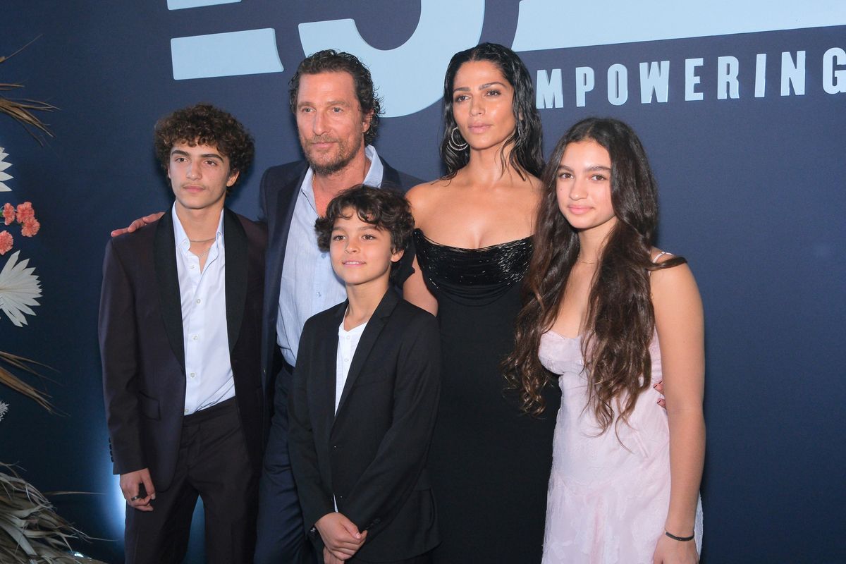 Levi McConaughey, Matthew McConaughey, Livingston McConaughey, Camila Alves McConaughey and Vida McConaughey 