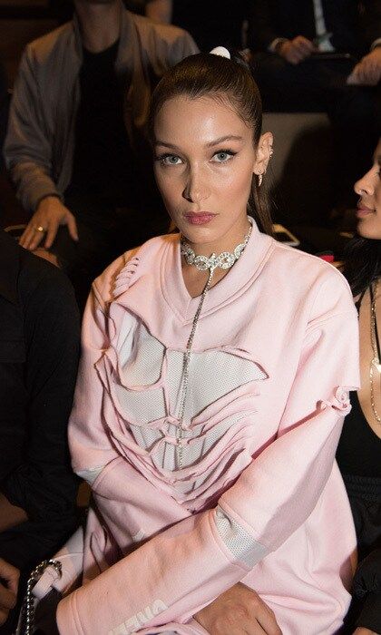 Bella Hadid stepped out to Samsung 837, which was transformed to KITHLAND for Ronnie Fieg's first-ever KITH fashion show.
Photo: Matte/Samsung