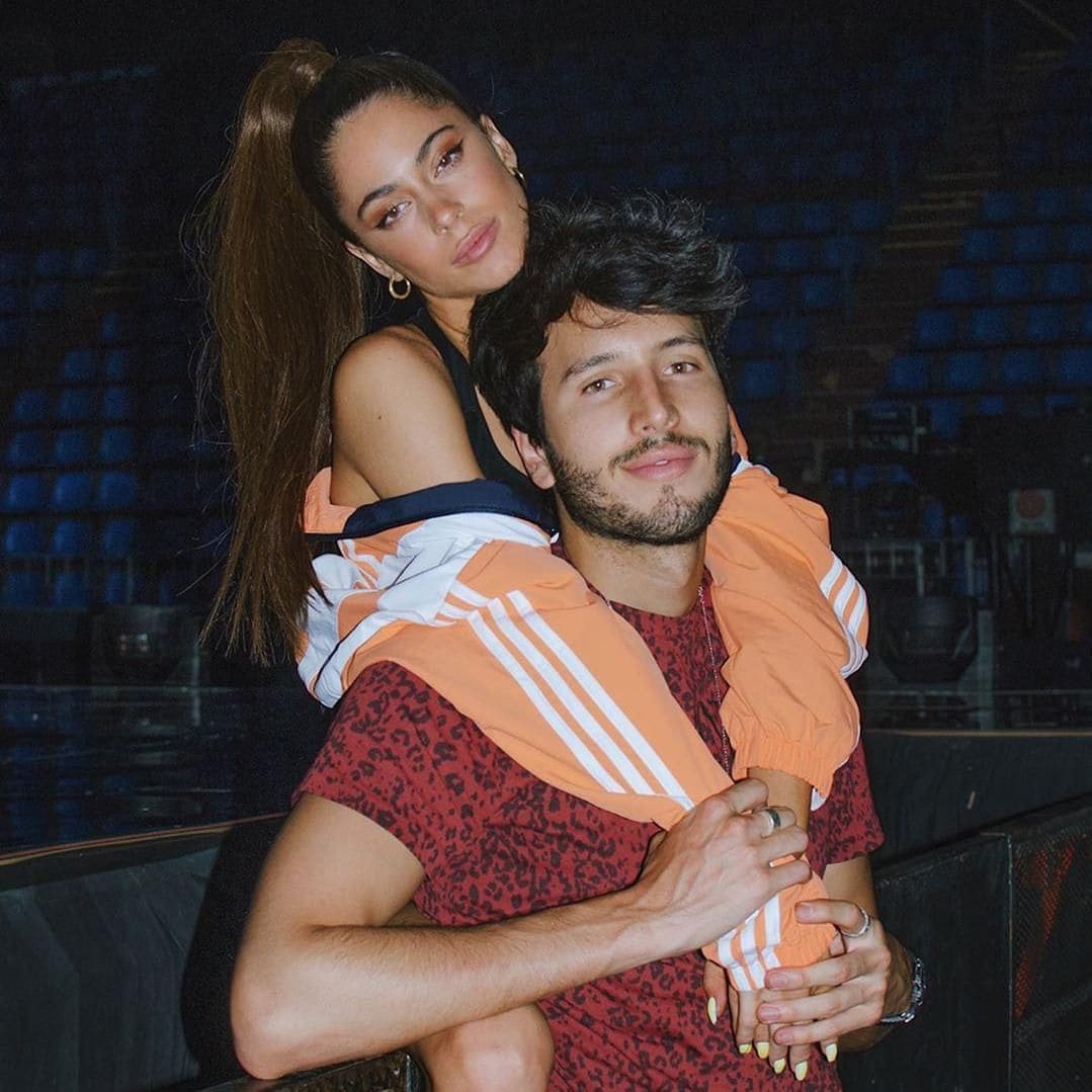 Sebastian Yatra posing with girlfriend Tiny Stoessel