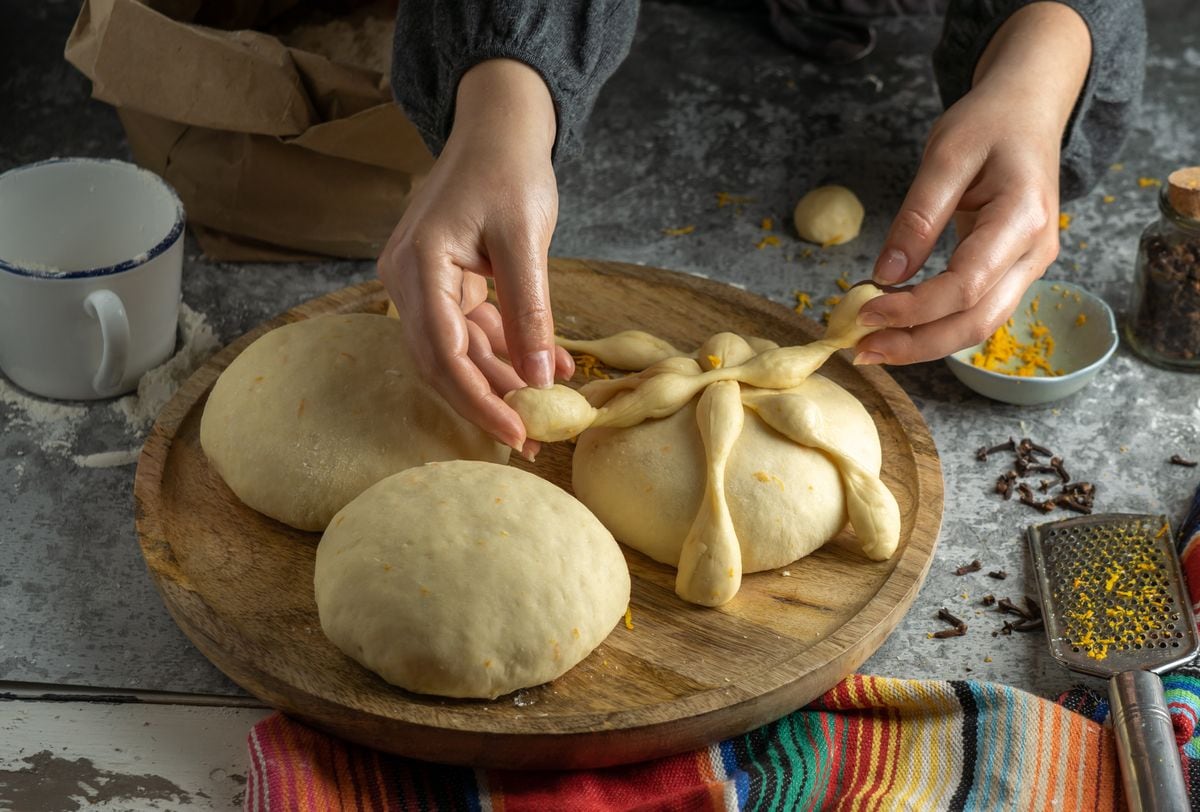 Traditional Mexican bread of the dead (Pan de muerto) for Mexican holiday of the Day of the Dead (Dia de los Muertos).