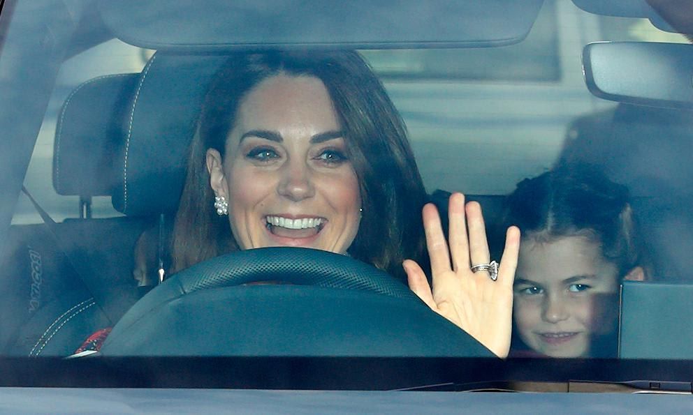 Princess Charlotte smiles as she arrived to Buckingham Palace