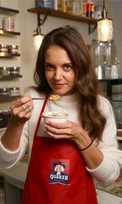 October 3: Eat up! <a href="https://us.hellomagazine.com/tags/1/katie-holmes/"><strong>Katie Holmes</strong></a> celebrated "Oatober" with Quaker Oatmeal by sharing recipes in NYC.
Photo: Stuart Ramson/Invision for Quaker Oats/AP Images