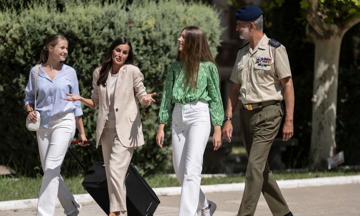 Before starting her military training, Leonor and her family enjoyed their annual summer holiday in Mallorca. During their vacation, the royals watched Greta Gerwig's Barbie movie and visited the Jardines de Alfabia.