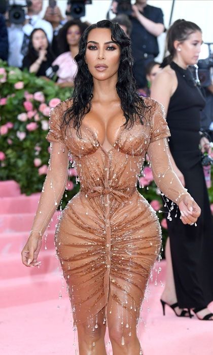 Kim Kardashian Met Gala waist 