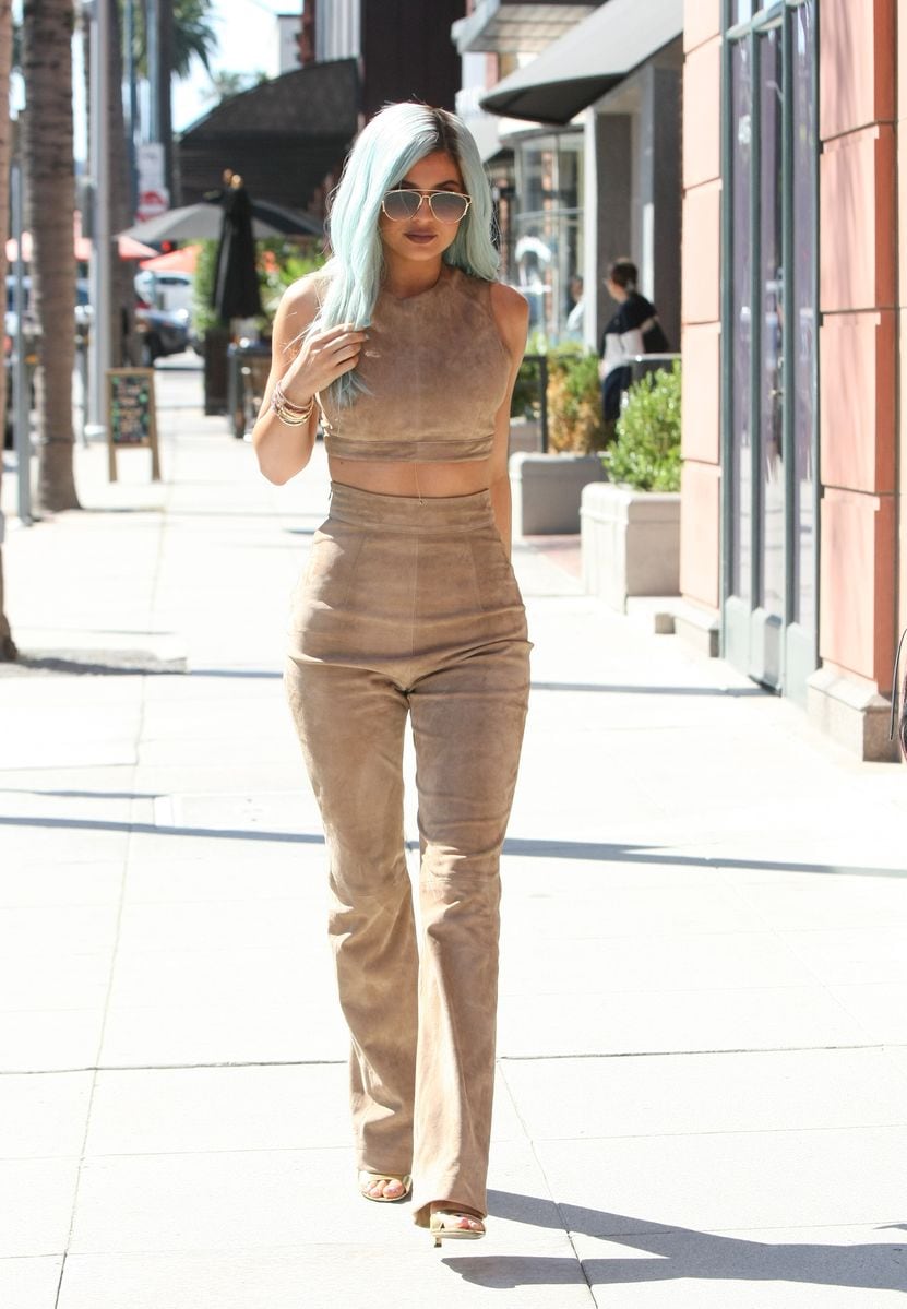 With blue hair, Kylie Jenner was seen on July 10, 2015, in Los Angeles, California.  (Photo by Bauer-Griffin/GC Images)