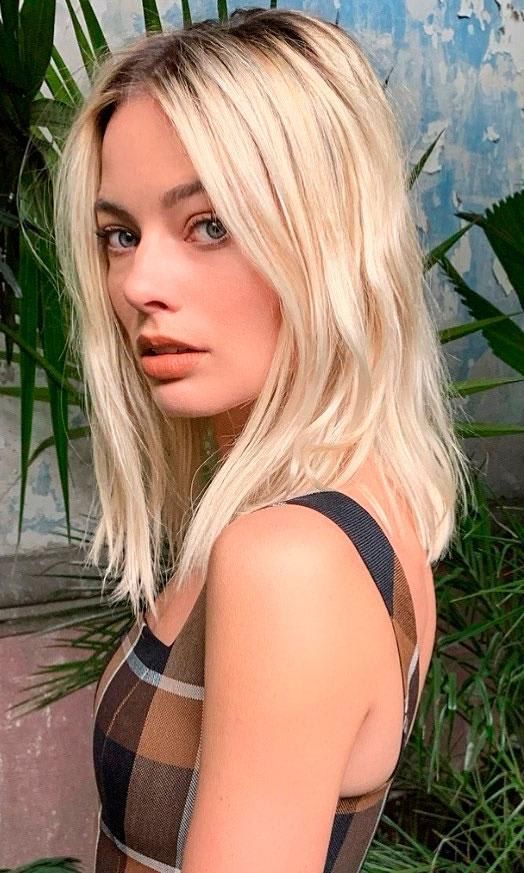 Margot Robbie has also opted for blonde this season