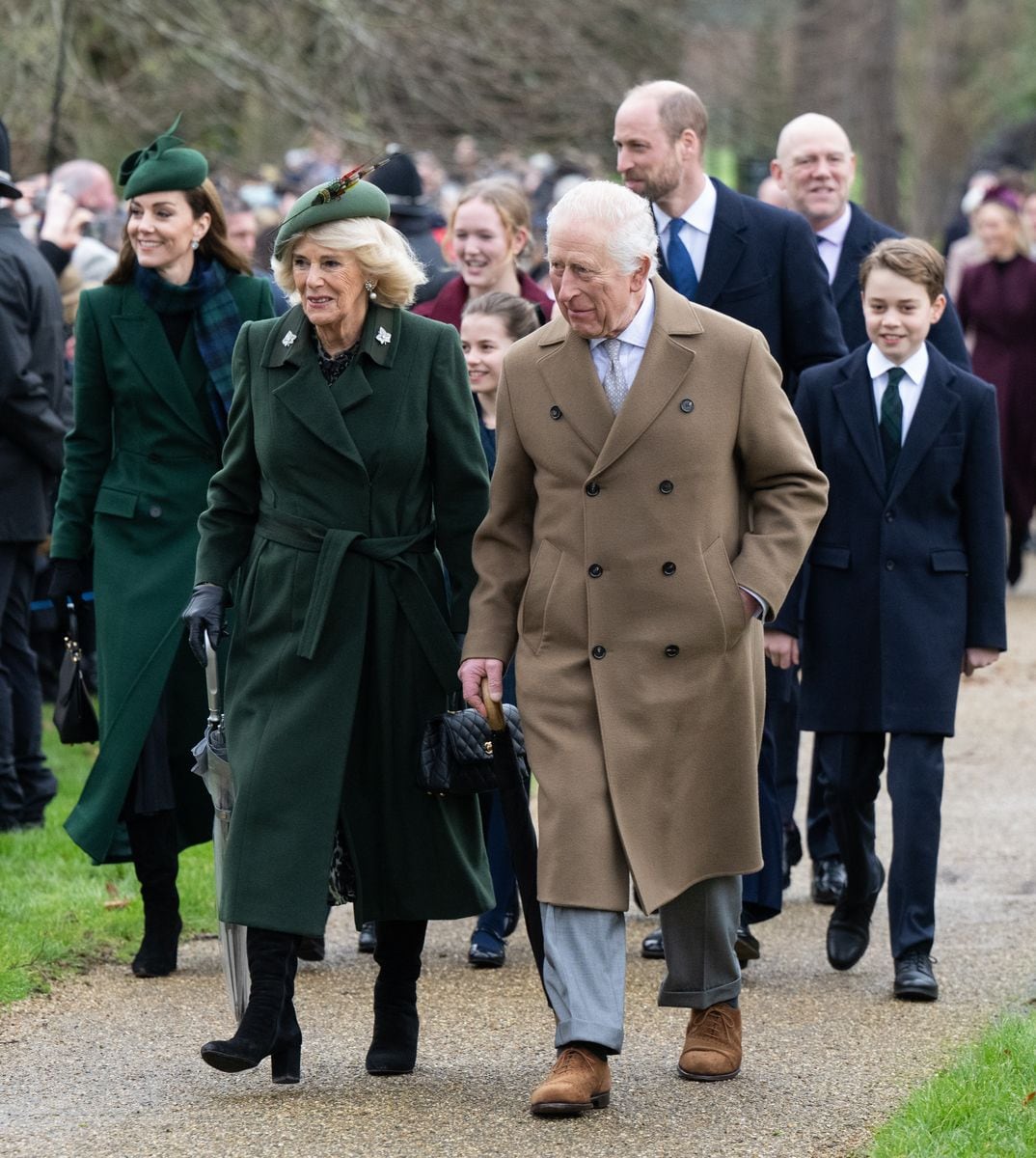 SANDRINGHAM, NORFOLK - DECEMBER 25: Catherine, Princess of Wales, Queen Camilla, Princess Charlotte of Wales, King Charles III, Prince William, Prince of Wales and Prince George of Wales attend the Christmas Morning Service at Sandringham Church on December 25, 2024 in Sandringham, Norfolk. (Photo by Samir Hussein/WireImage)