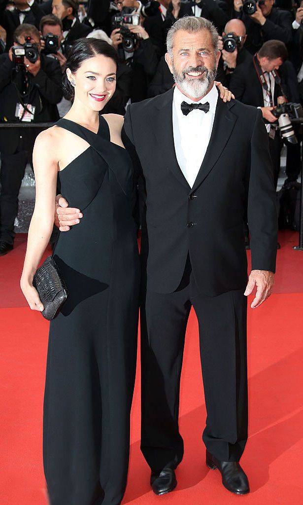 Mel Gibson and his 25-year-old girlfriend, Rosalind Ross, stepped out for the festival's closing ceremony in coordinating black ensembles.
<br>
Photo: Laurent Viteur/FilmMagic