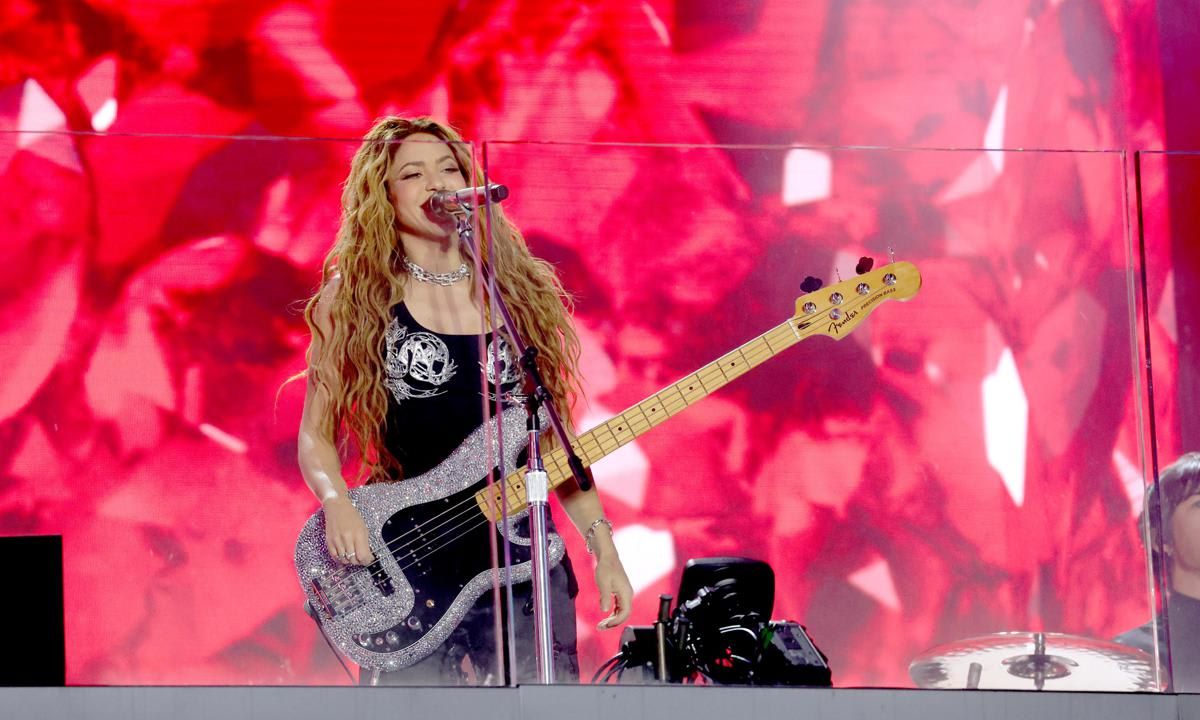 Shakira Live At TSX In Times Square   New York City